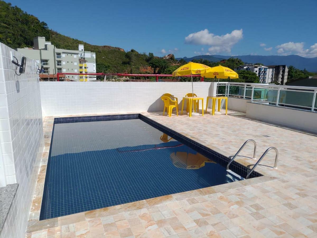Residencial Kaiamba Apartment อูบาตูบา ภายนอก รูปภาพ